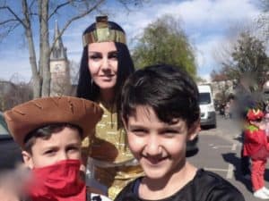 Lire la suite à propos de l’article « On aime la France ! » : le credo de Samara et ses fils