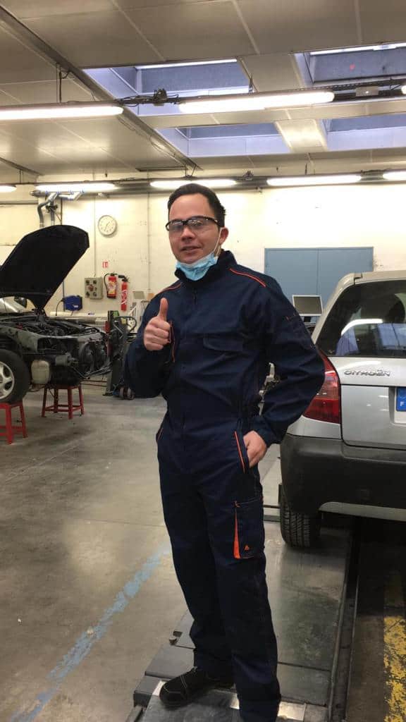 Lire la suite à propos de l’article Se former ou travailler : un choix quelquefois difficile